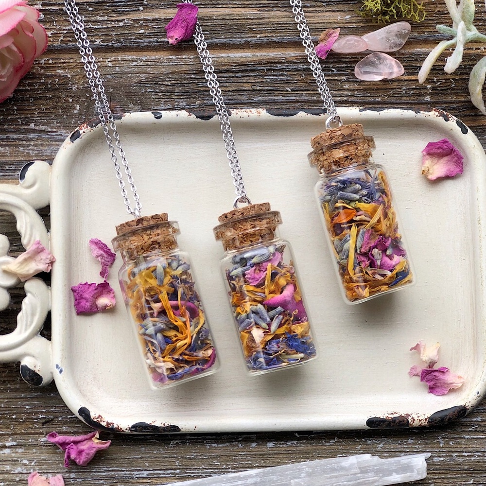 🌿🌸Botanical Garden🌸🌿Dried Flower Boho Necklace - Picture 4 of 6